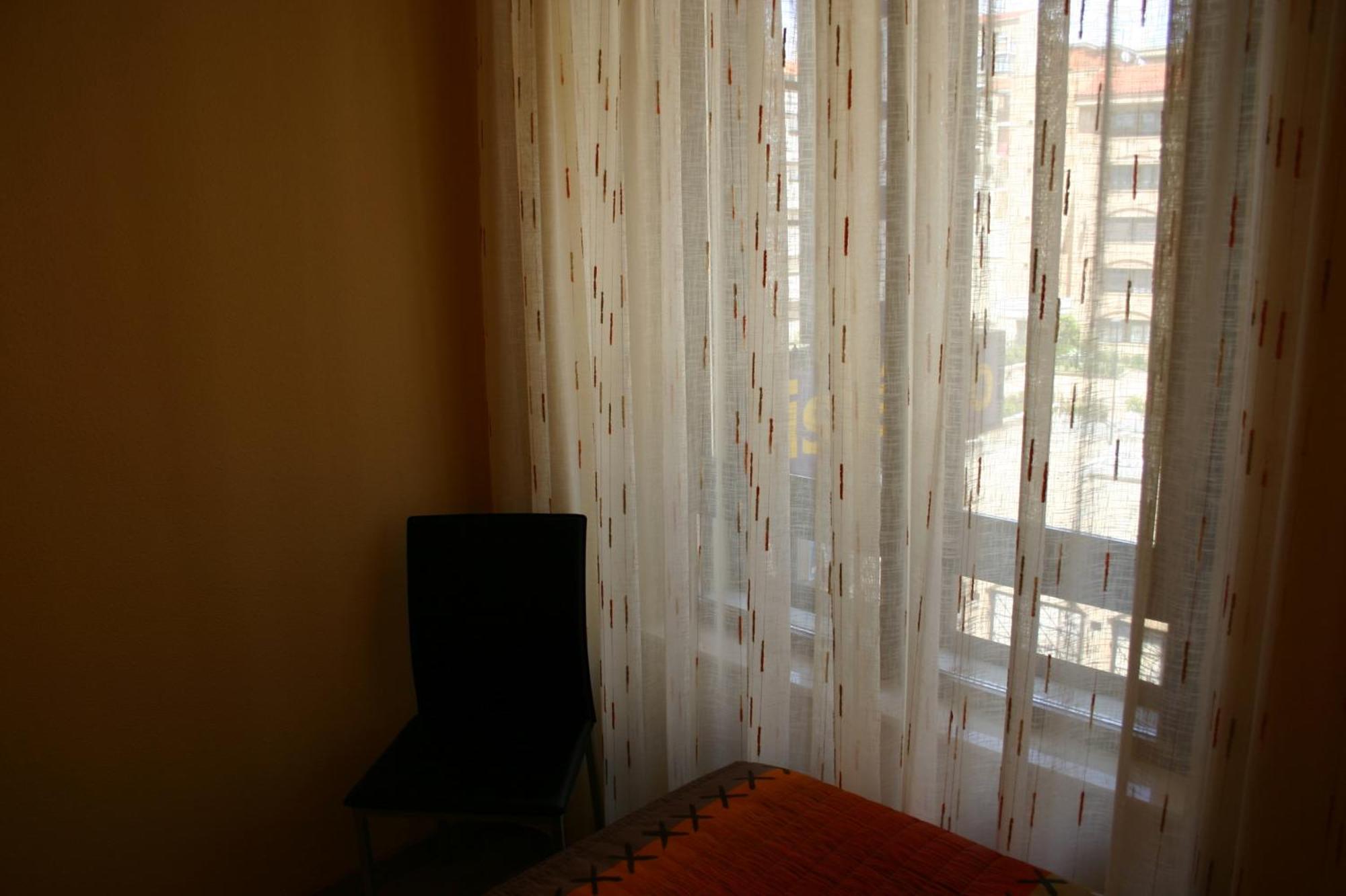 Hostal Hispanico I Salamanca Exterior photo
